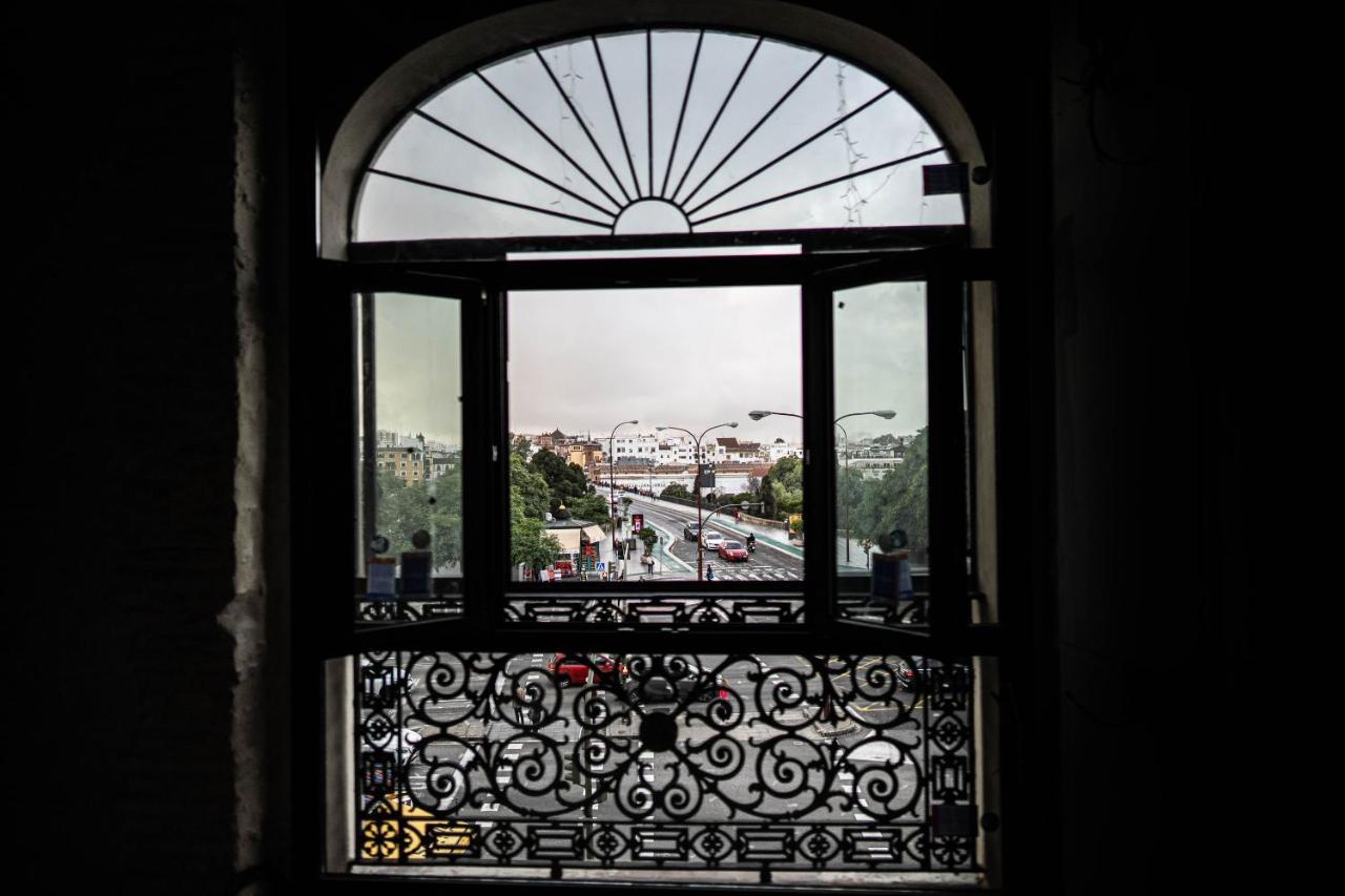Hotel Lobby Seville Exterior photo View from the window of the palace
